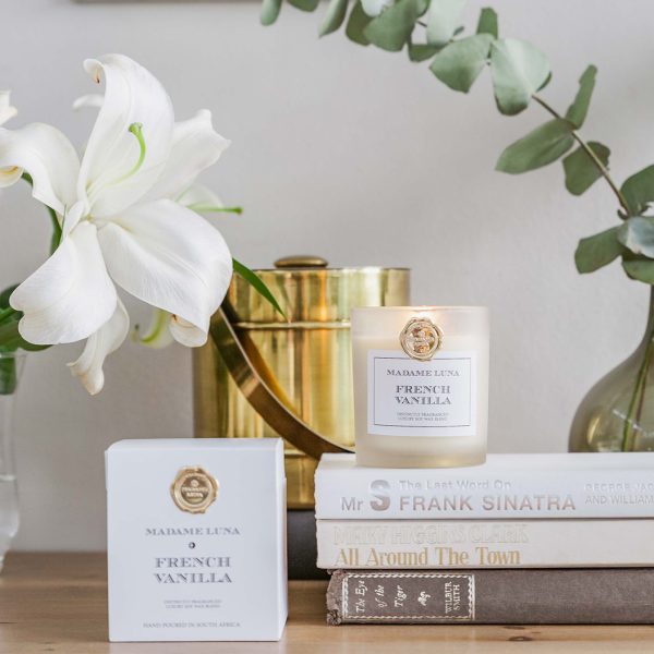 Classic Signature Gold Stamp French Vanilla